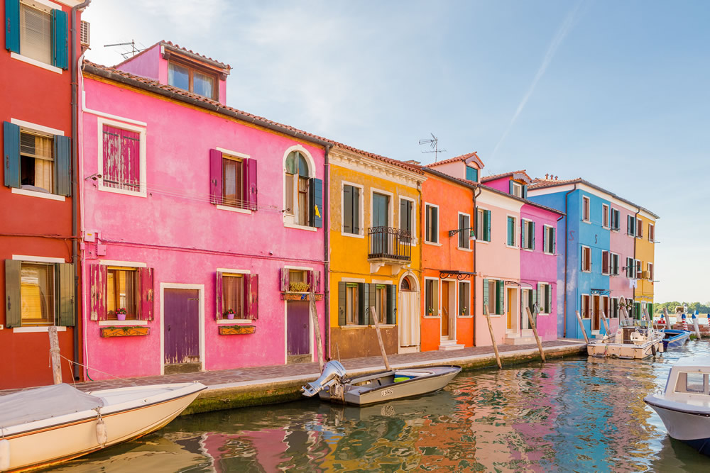 Incredible Photographs Of Venetian Island Of Burano By Tania De Pascalis