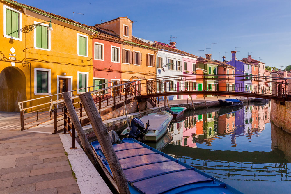 Incredible Photographs Of Venetian Island Of Burano By Tania De Pascalis