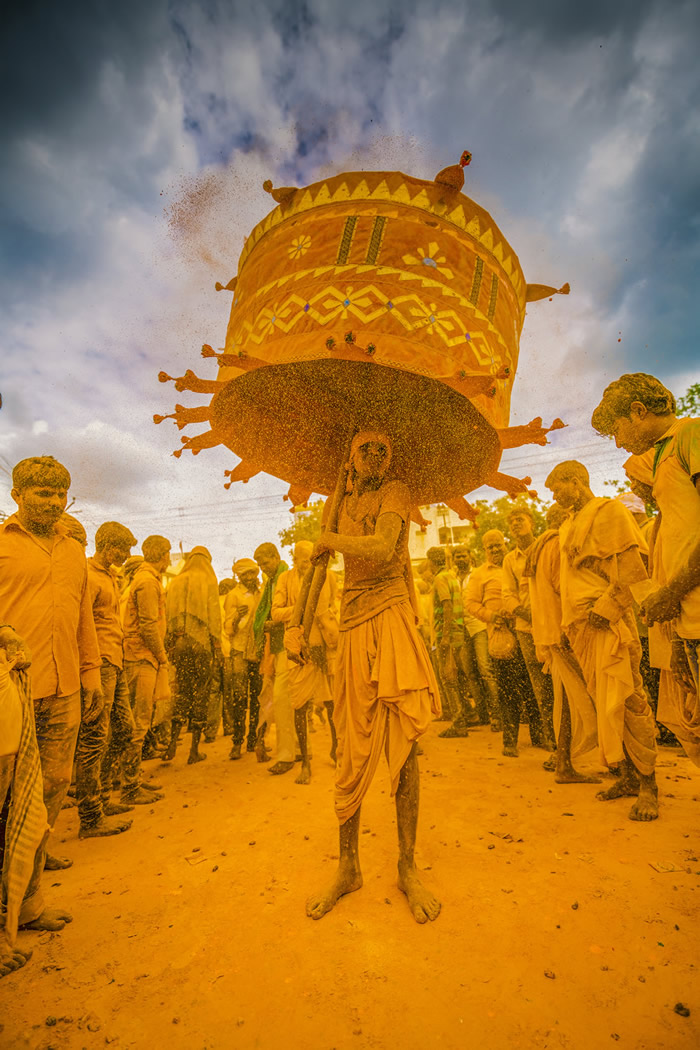 Halidi Festival: Colorful Photo Series By Indian Photographer Dnyaneshwar Prakash Vaidya