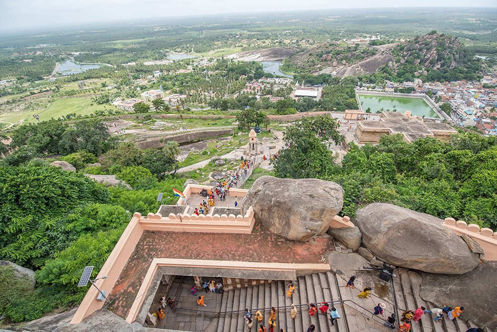 Mahamastakabhisheka at Shravanabelagola: Beautiful Photo Series By Shreenivasa Yenni