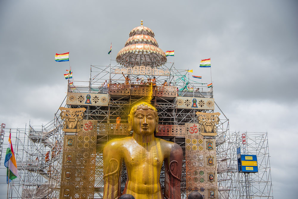 Mahamastakabhisheka at Shravanabelagola: Beautiful Photo Series By Shreenivasa Yenni