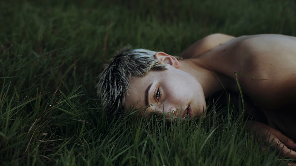 Outstanding Fine Art Self Portraits By German Photographer Laura Zalenga