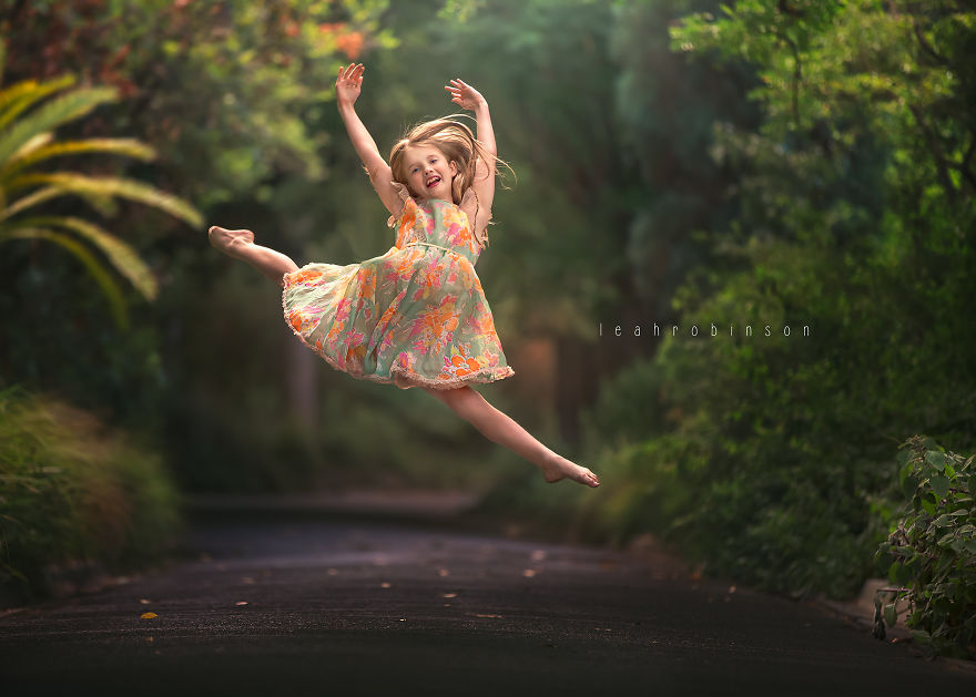 Incredible Photographs Of Young Dancers In Nature By Australian Photographer Leah Robinson