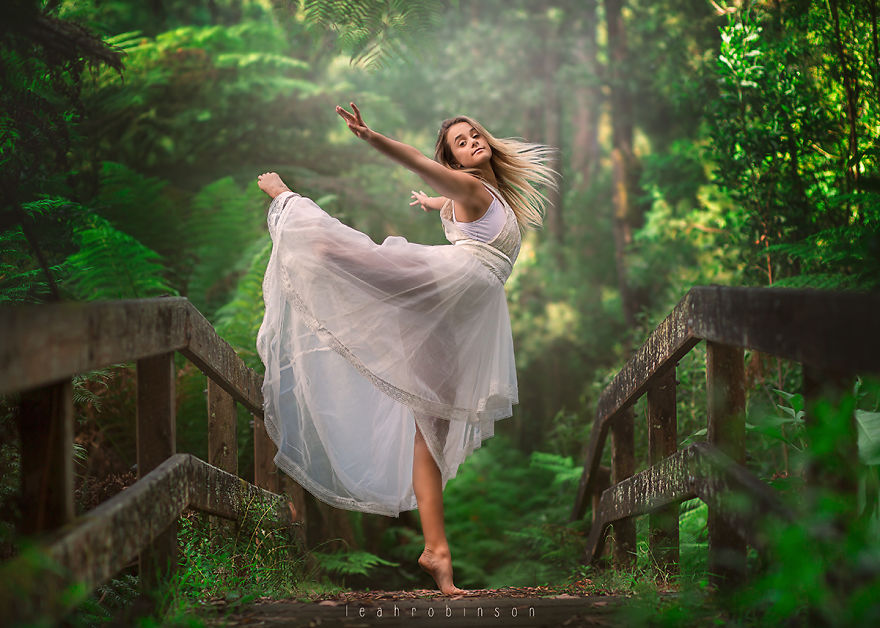 Incredible Photographs Of Young Dancers In Nature By Australian