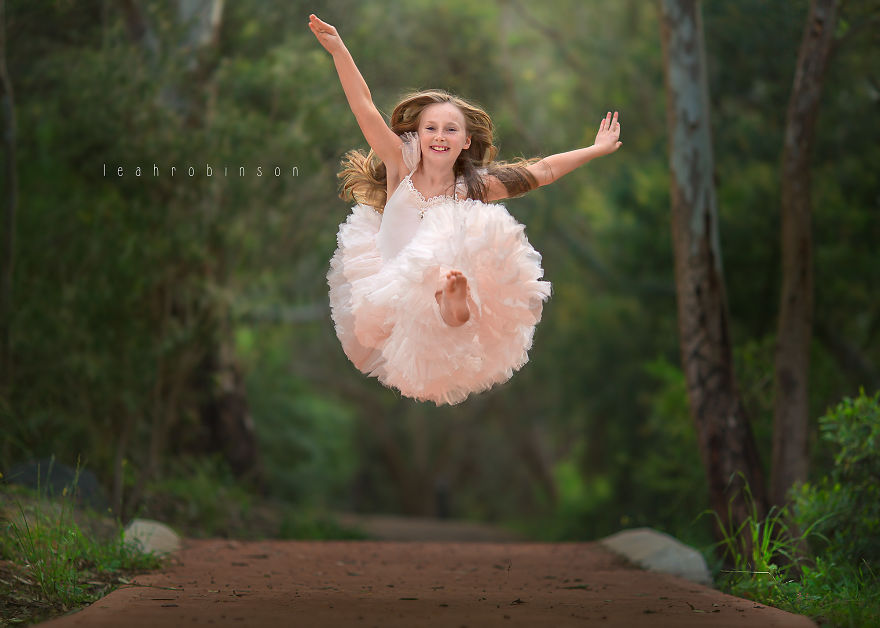 Incredible Photographs Of Young Dancers In Nature By Australian Photographer Leah Robinson