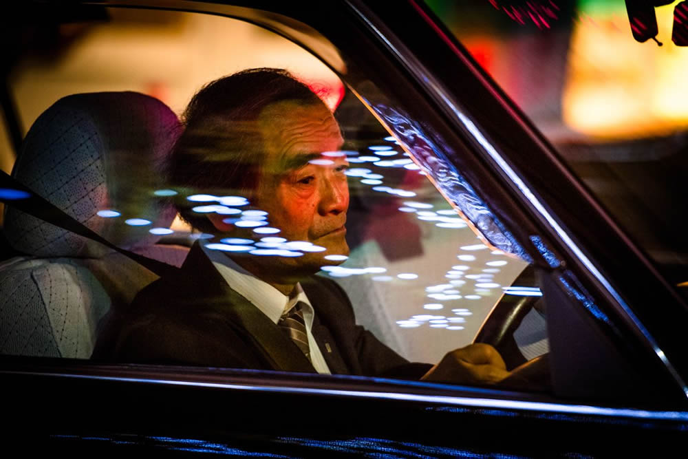 Photographer Oleg Tolstoy Stunningly Captured Tokyos Nighttime Taxi Drivers