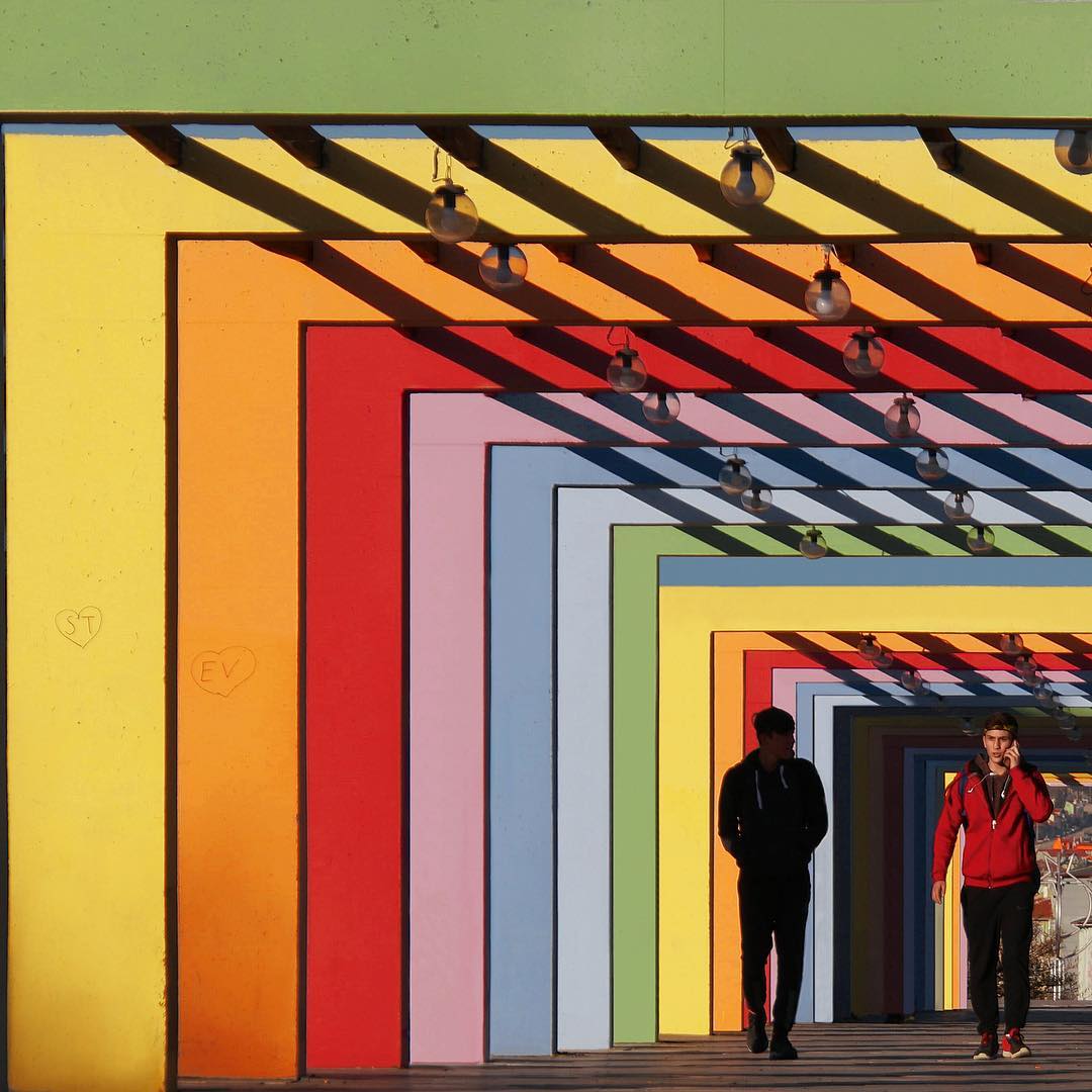 Turkish Photographer Yener Torun Beautifully Captured The Colorful Neighborhoods Of Istanbul