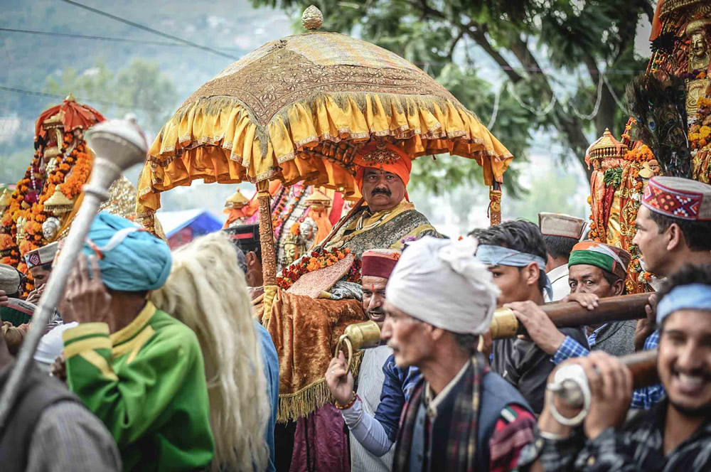 Kullu Dusshera: Photo Series By Indian Photographer Shikha Sood