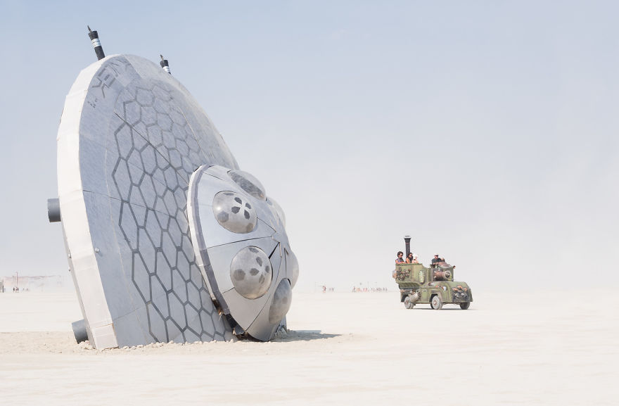 Photographer Philip Volkers Beautifully Captured Decade Of Photographs From Burning Man