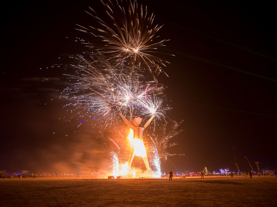 Photographer Philip Volkers Beautifully Captured Decade Of Photographs From Burning Man