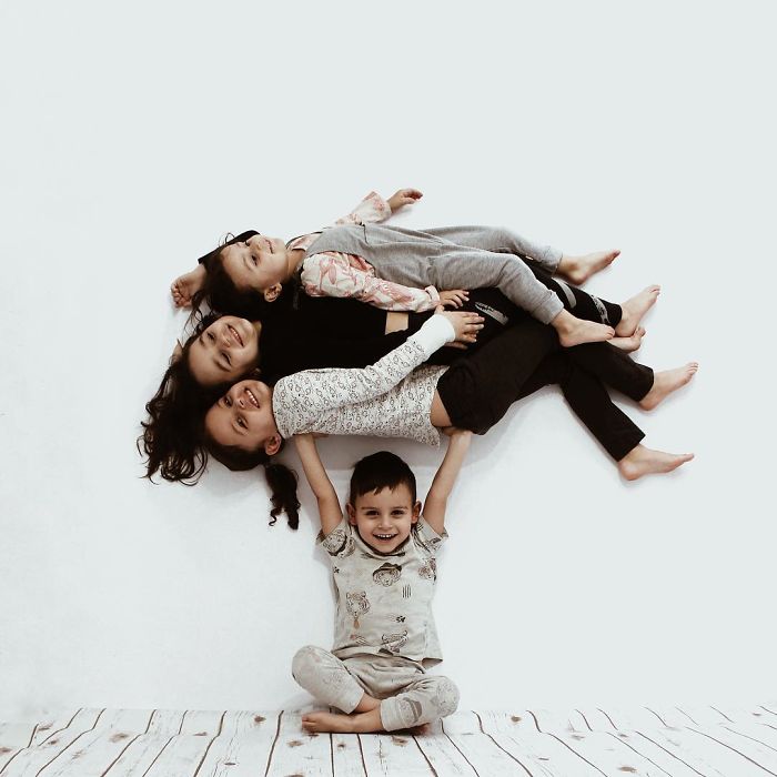 Beautiful Mom Brenda Stearns Captured Her 5 Kids In A Creative Way