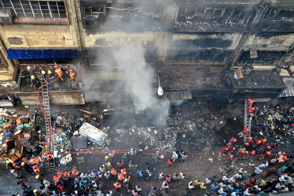 Inferno: Kolkata Bagree Market Fire - Photo Series By Debarshi Mukherjee