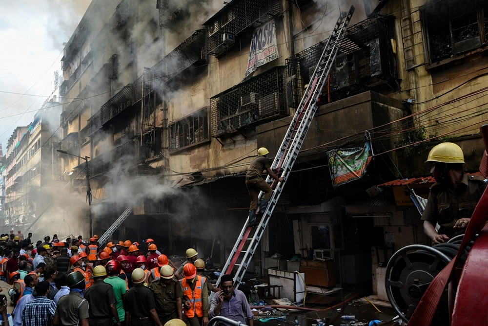 Inferno: Kolkata Bagree Market Fire - Photo Series By Debarshi Mukherjee