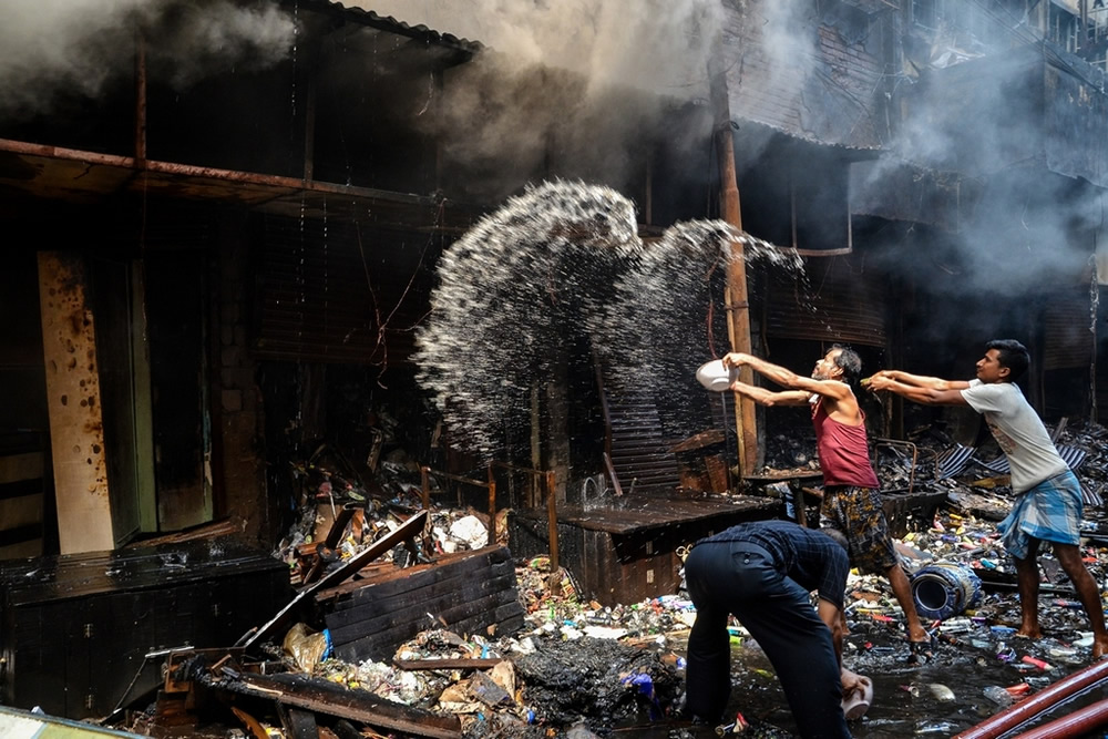 Inferno: Kolkata Bagree Market Fire - Photo Series By Debarshi Mukherjee