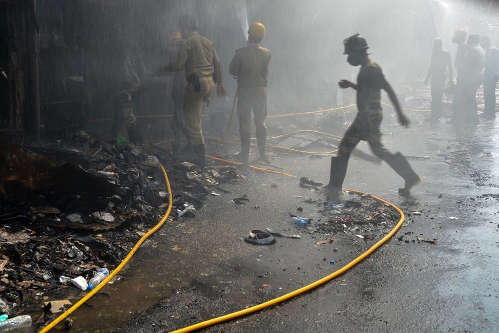 Inferno: Kolkata Bagree Market Fire - Photo Series By Debarshi Mukherjee