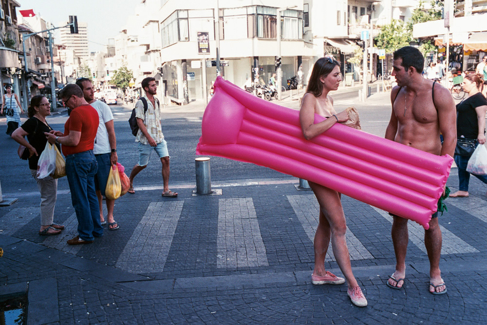 Fantastic Interview With Israeli Street Photographer Sagi Kortler