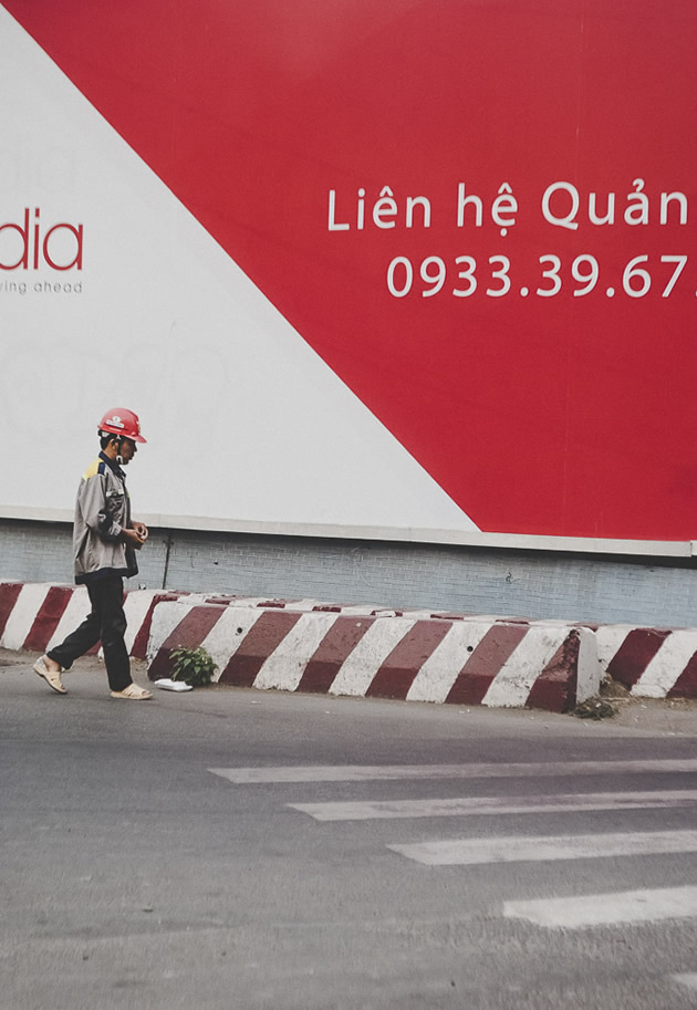 Geometrical Asia: Street Photography Series By Victor Morante