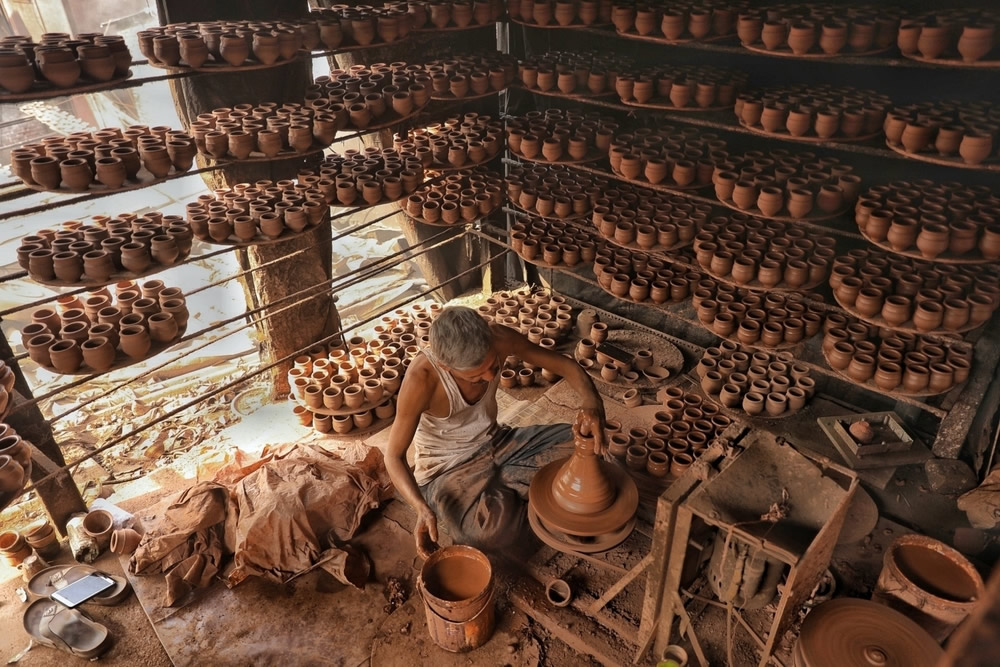 Kumbharwada - The City Of Lamps In Dharavi: Photo Series By Rahul Machigar