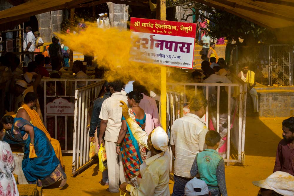 The Golden Festival: Photo Series By Pankaj Narshana