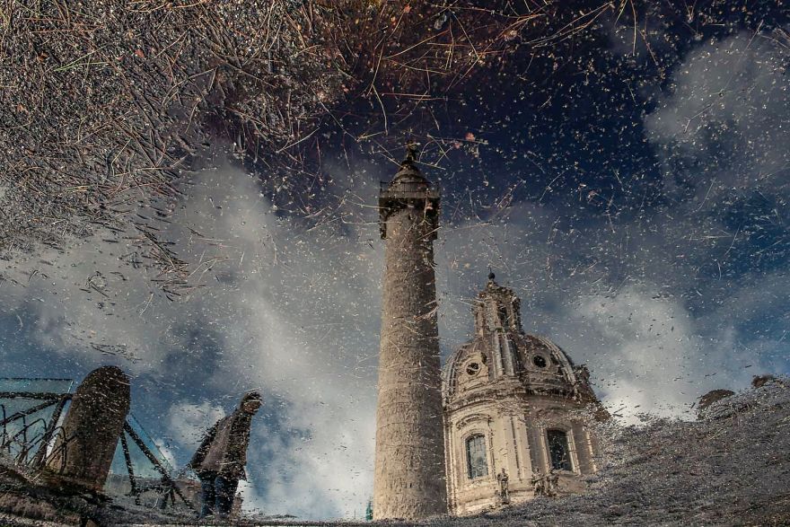 Photographer Sebastian Luczywo Captured The Ancient Beauty Of Rome In The Rain