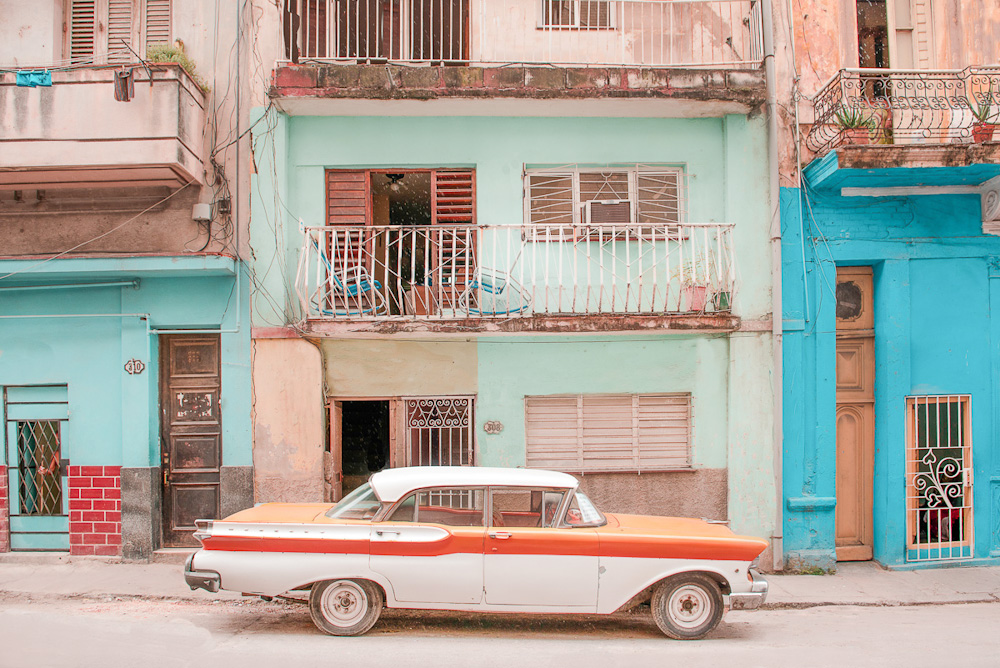 Dreamy Havana Streets: Photography Series By Helene Havard