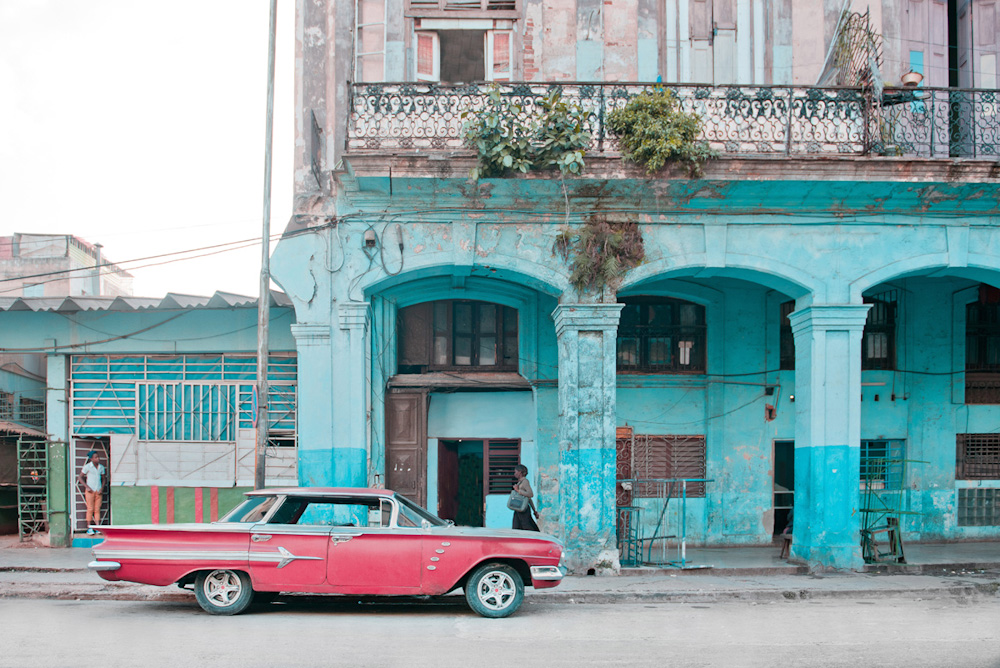 Dreamy Havana Streets: Photography Series By Helene Havard
