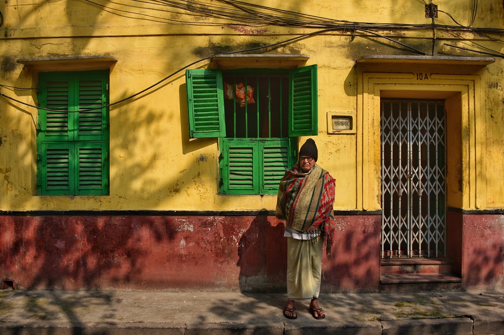 Colors On The Streets Of Kolkata: Photo Series By Alipriya Ghosh