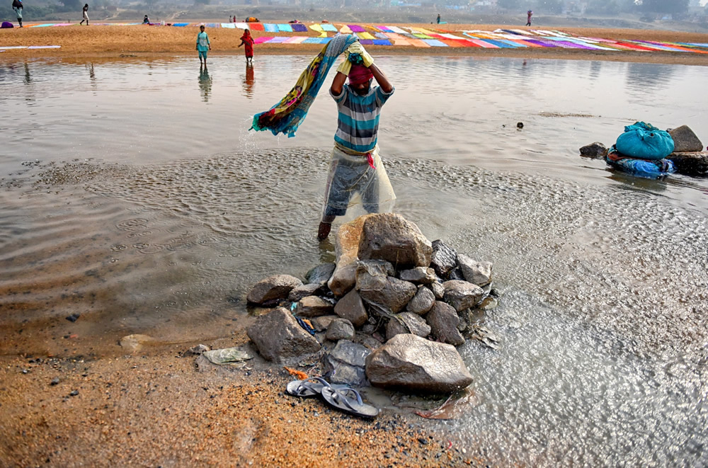 Dhobi Ghat Of India: Photo Series By Avishek Das - 121Clicks.com