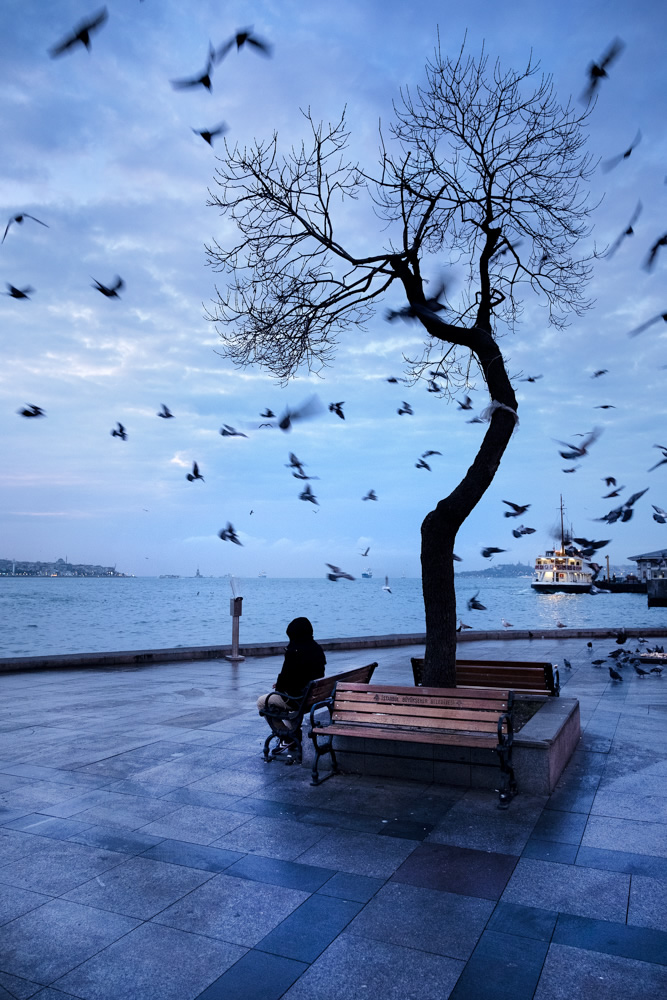 Interview With Turkish Street Photographer Hakan Biyiklioglu