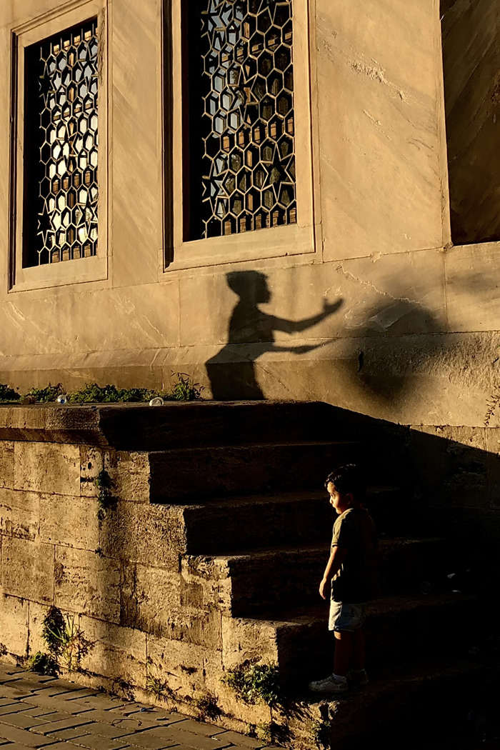 Interview With Turkish Street Photographer Kagan Bastimar