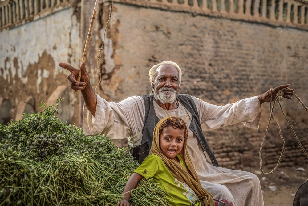 Life In Hidden Streets By Egyptian Photographer Ahmed Mustafa