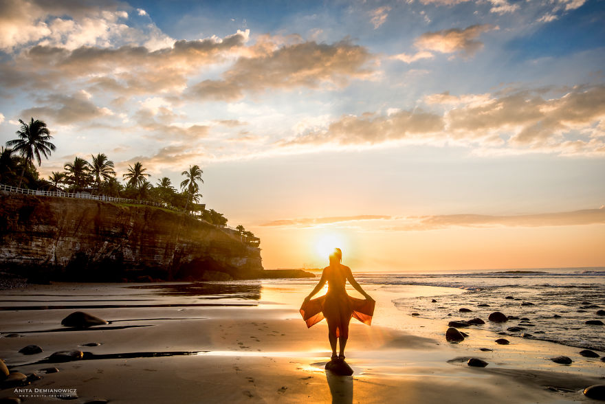 Photographer Anita Demianowicz Traveled Around The World To Take Photos Of The Beautiful Sunsets And Sunrises