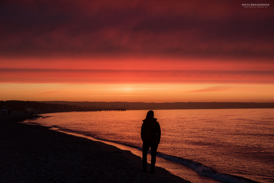 Photographer Anita Demianowicz Traveled Around The World To Take Photos Of The Beautiful Sunsets And Sunrises