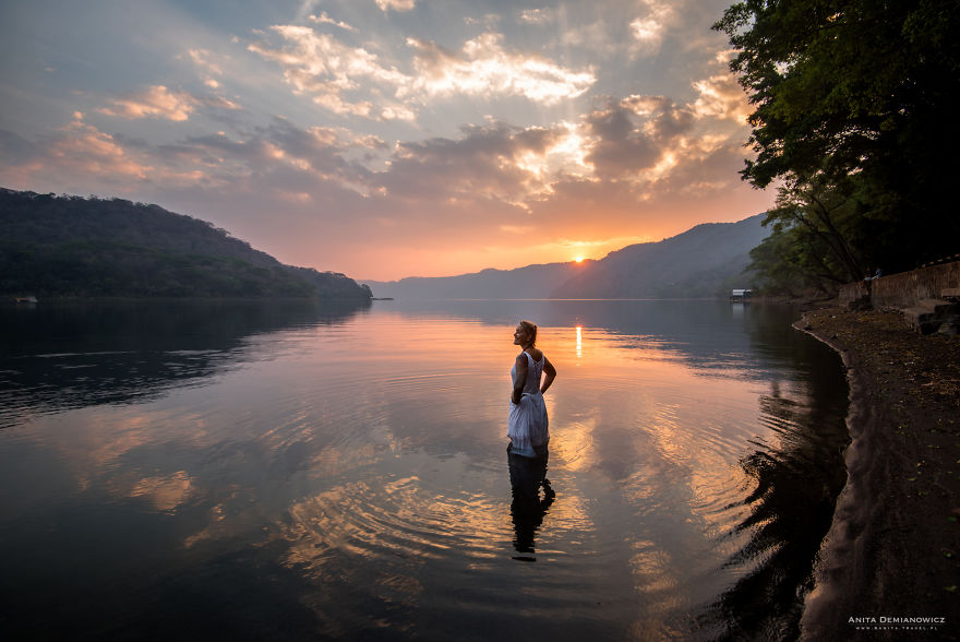 Photographer Anita Demianowicz Traveled Around The World To Take Photos Of The Beautiful Sunsets And Sunrises