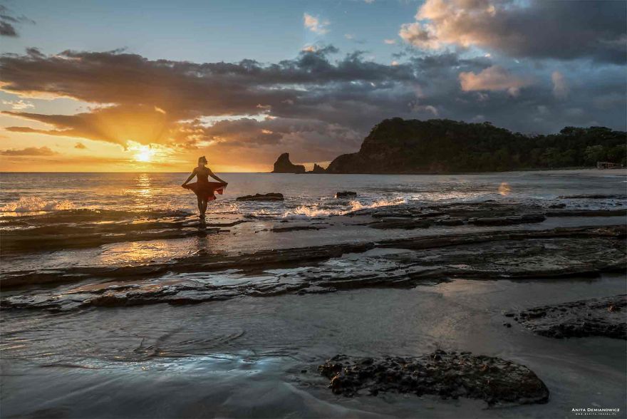 Photographer Anita Demianowicz Traveled Around The World To Take Photos Of The Beautiful Sunsets And Sunrises