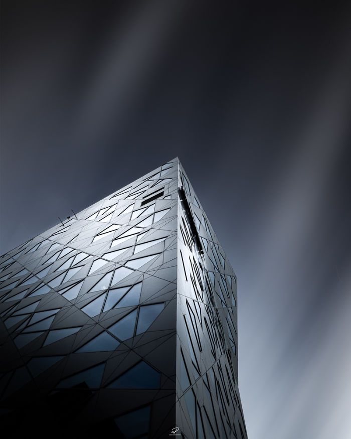 Seduced By The Light: Beautiful Architectural Photos By Roger Holmen