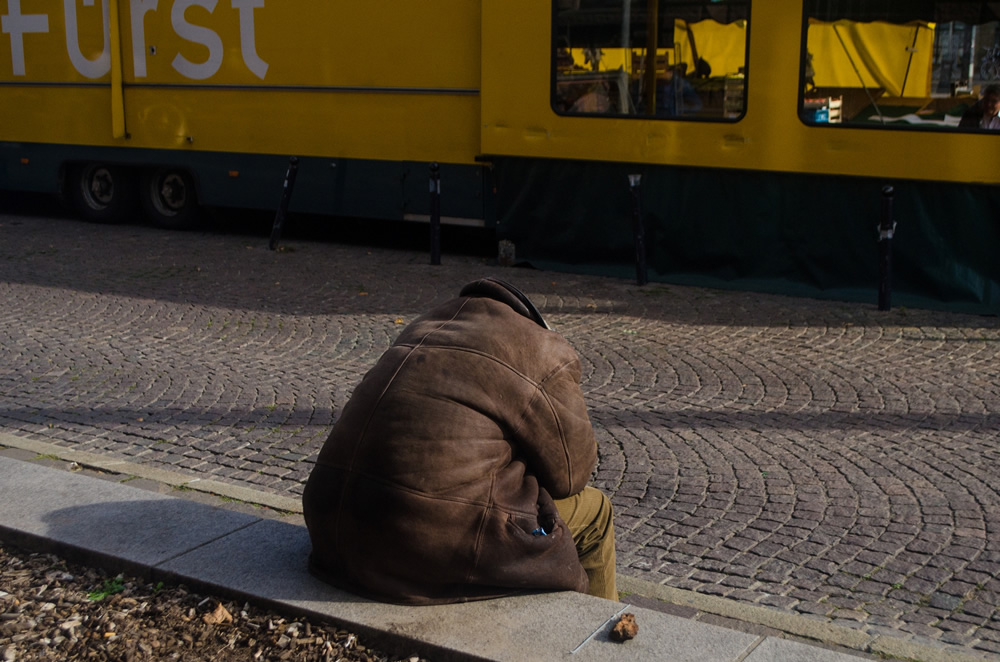 Street Drama Of Bremen: Photo Series By Nafi Sami