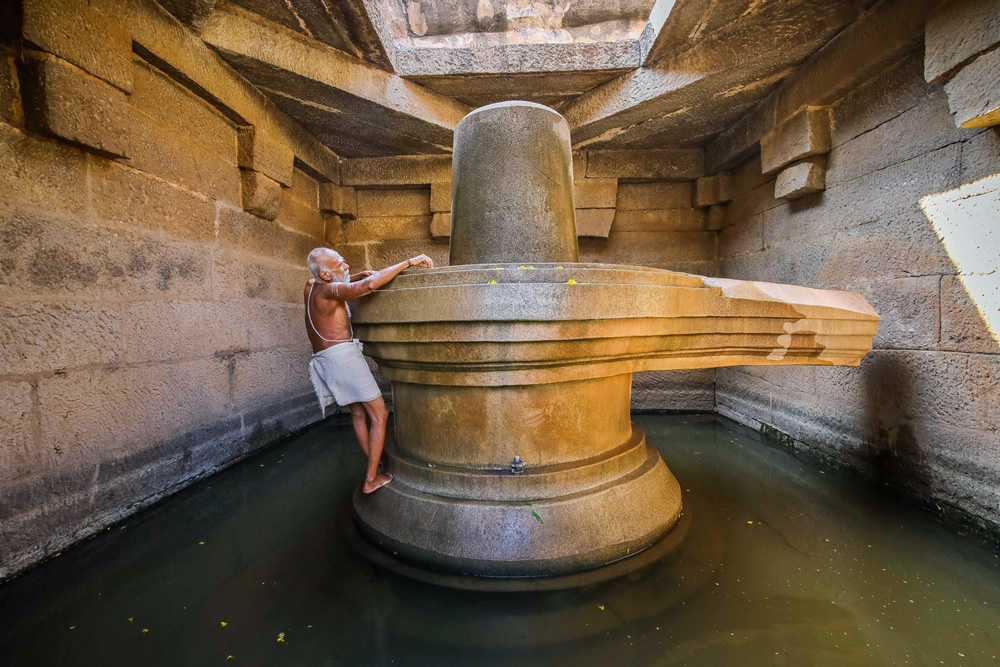 Badavalinga, Hampi - Interview With Indian Travel Photographer Prudhvi Chowdary