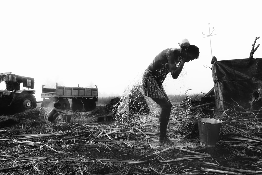 Fog - Daily Life in Village: Photo Series By Dnyaneshwar Prakash Vaidya