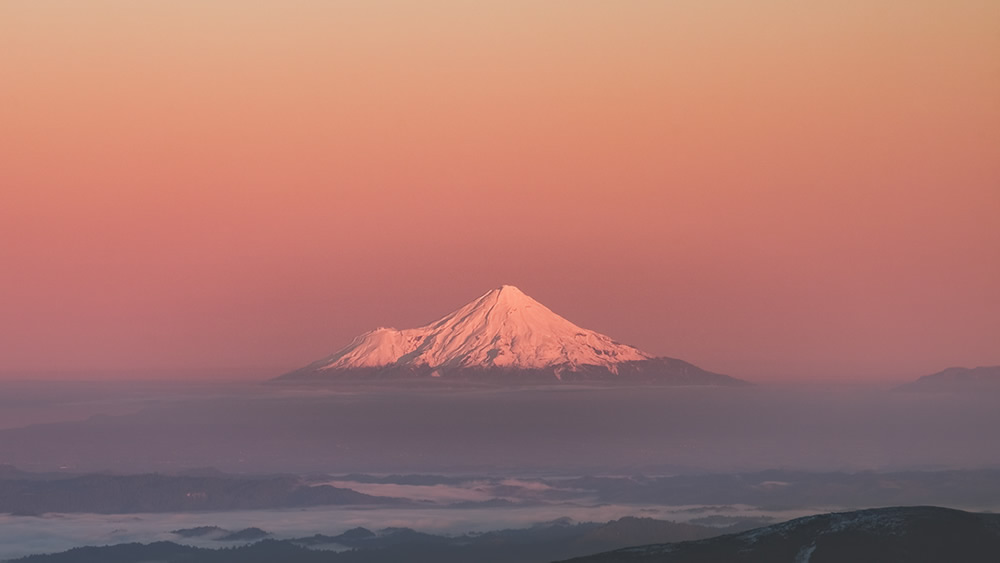 Travel Photographer Javi Lorbada Beautifully Captured Whakapapa Landscapes