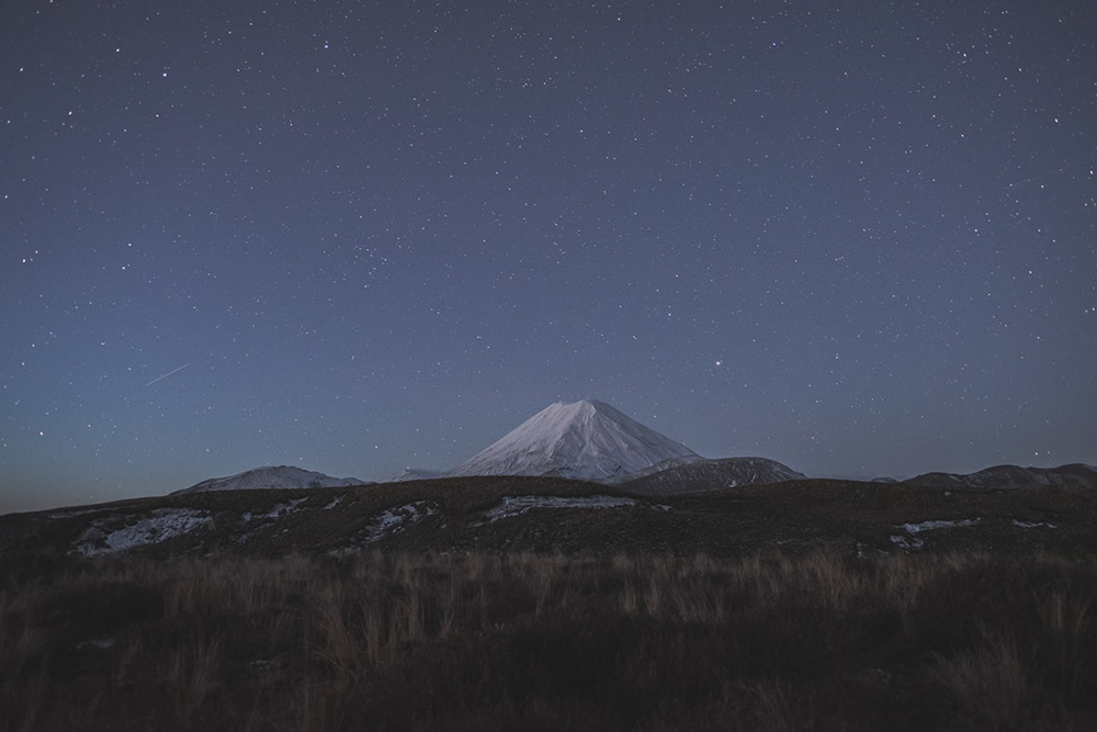 Travel Photographer Javi Lorbada Beautifully Captured Whakapapa Landscapes