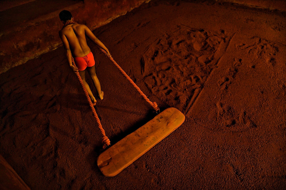 Kushti: Mud Warriors Of Kolhapur, India By Rahul Machigar