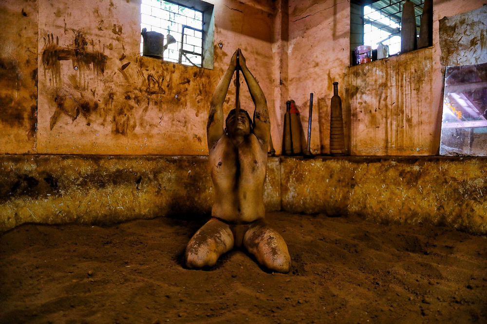 Kushti: Mud Warriors Of Kolhapur, India By Rahul Machigar