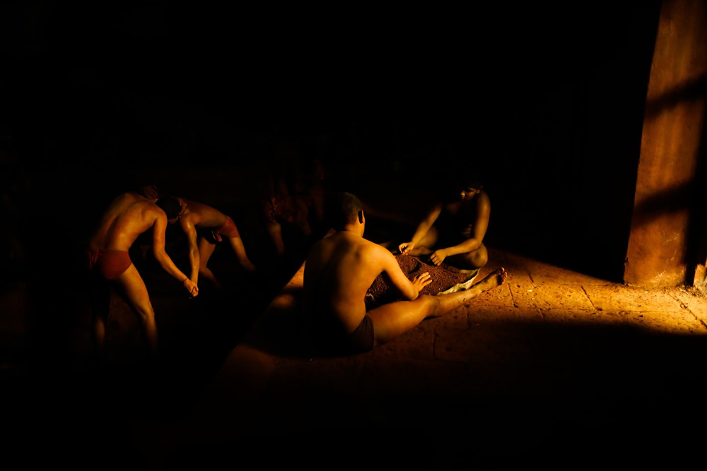 Kushti: Mud Warriors Of Kolhapur, India By Rahul Machigar