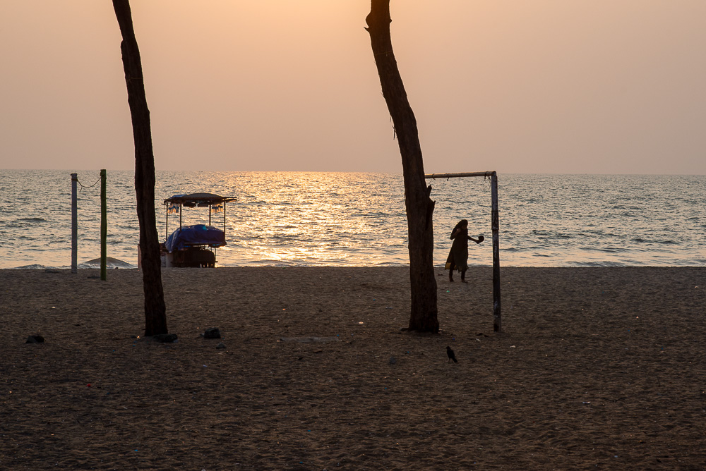 Break the Chain - Life at Kozhikode Beach in the Time of Corona