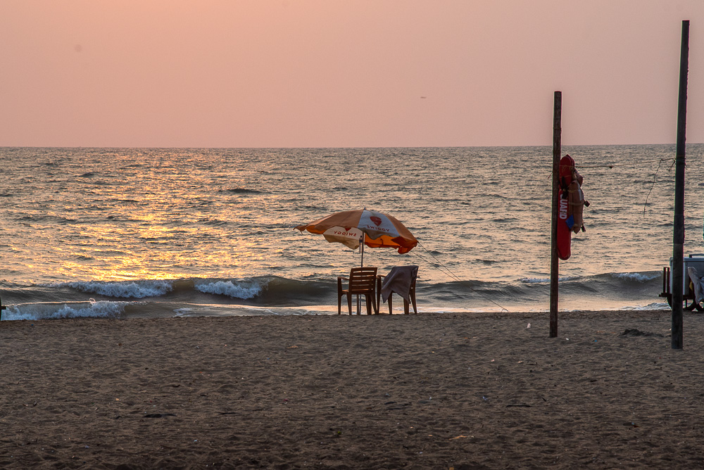 Break the Chain - Life at Kozhikode Beach in the Time of Corona