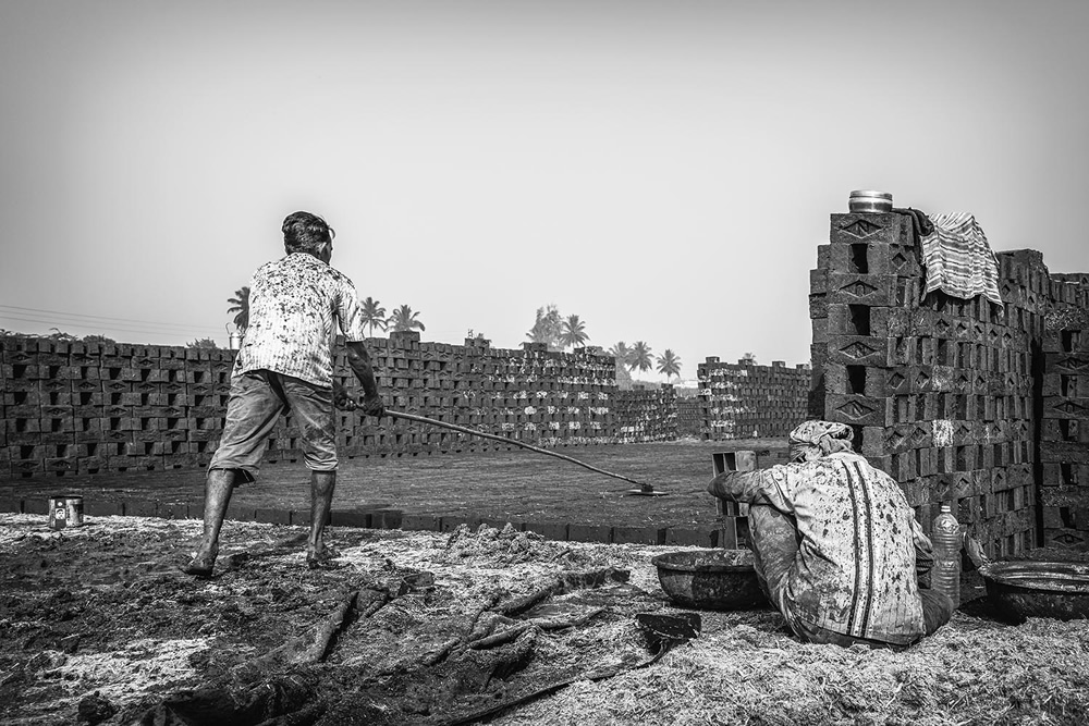 Brick Factory: Photo Story by As Dnyaneshwar Vaidya