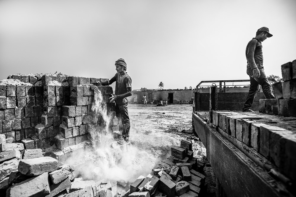 Brick Factory: Photo Story by As Dnyaneshwar Vaidya