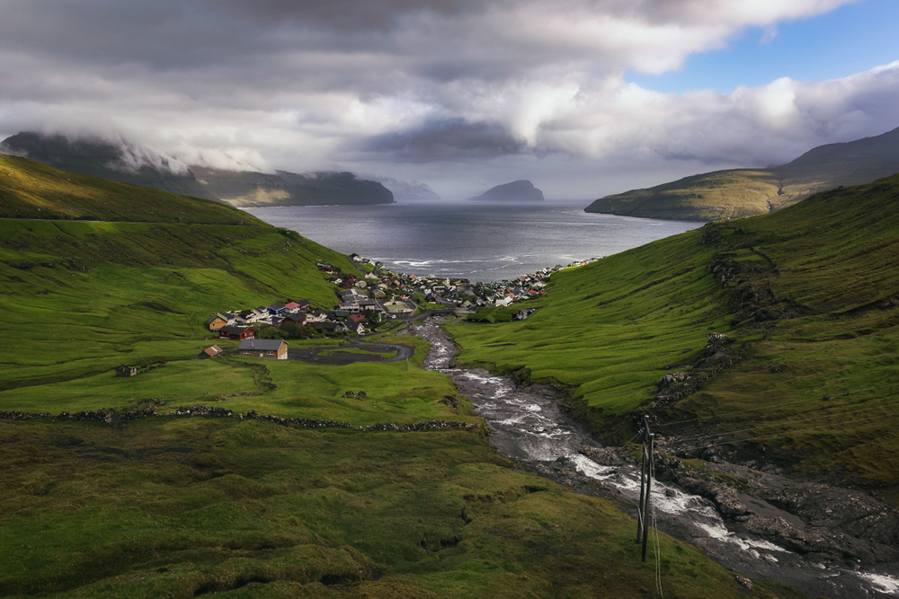 Faroe Islands: Beautiful Landscape Photography by Sebastian Holmer