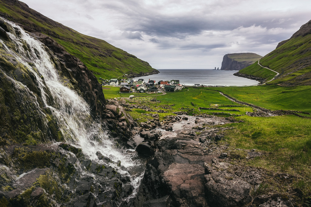 Faroe Islands: Beautiful Landscape Photography by Sebastian Holmer